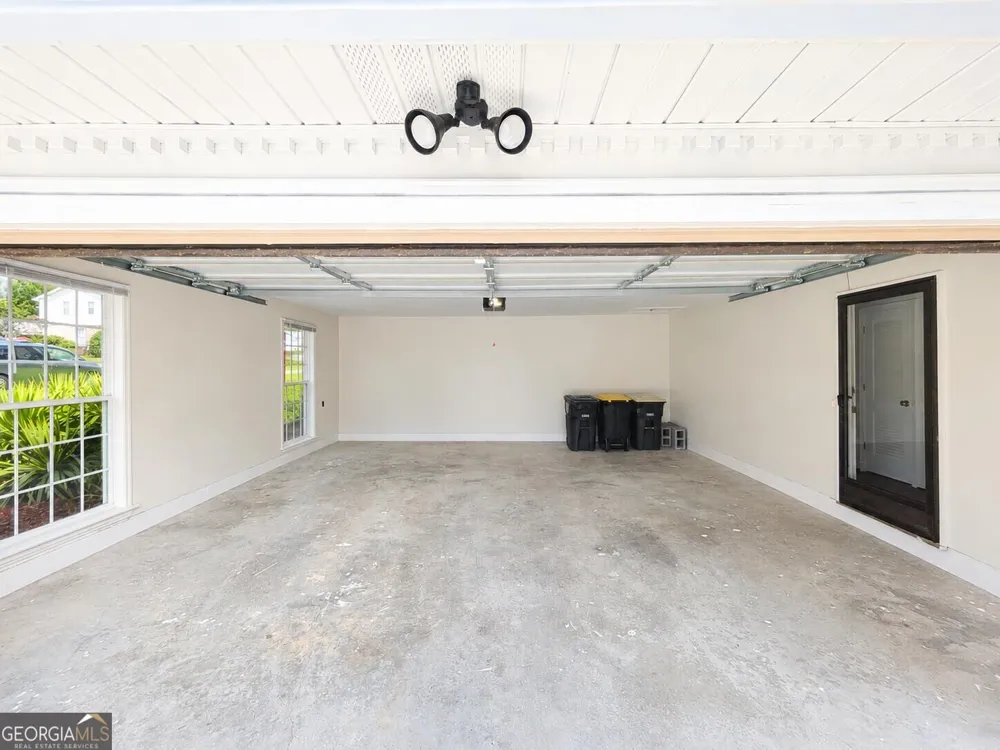 19 E Creekview DR SW Rome, GA 30165