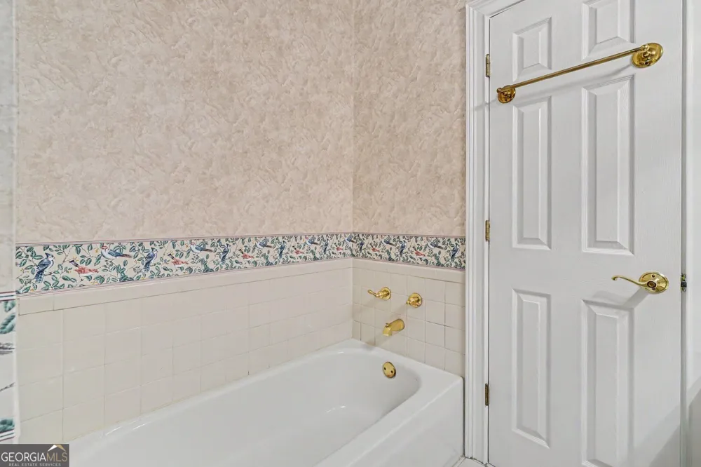 250 River Cove RDG Social Circle, GA 30025