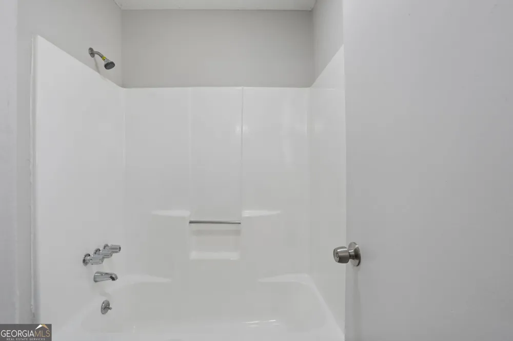 819 Arbor Hill DR Stone Mountain, GA 30088
