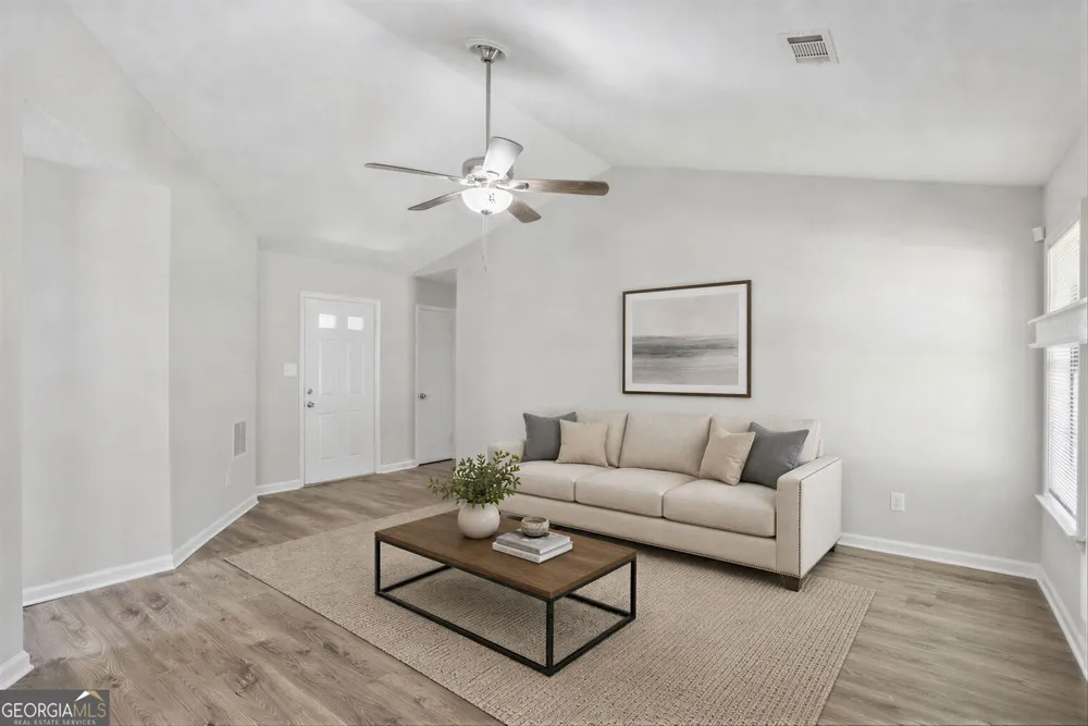 819 Arbor Hill DR Stone Mountain, GA 30088