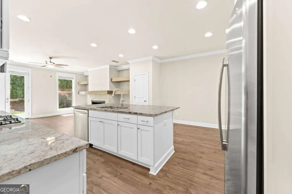 2028 Glenview Park CIR Duluth, GA 30097