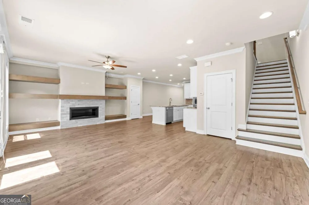 2028 Glenview Park CIR Duluth, GA 30097