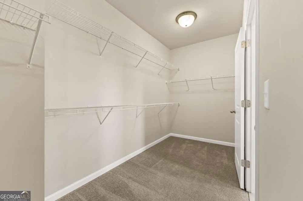 2028 Glenview Park CIR Duluth, GA 30097