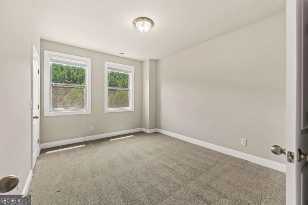 2028 Glenview Park CIR Duluth, GA 30097