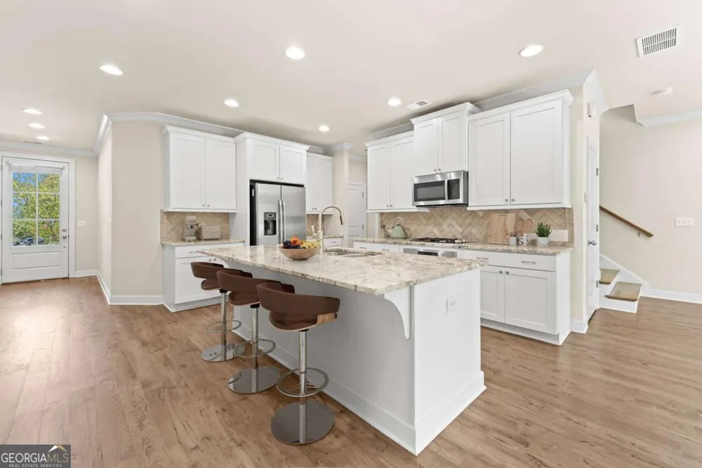 2028 Glenview Park CIR Duluth, GA 30097