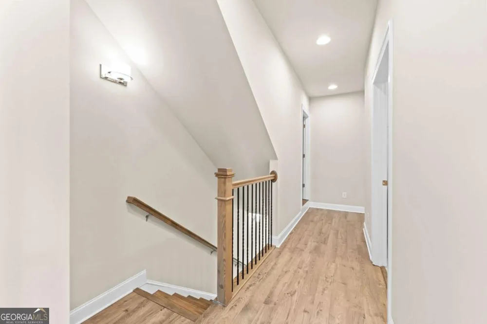 2028 Glenview Park CIR Duluth, GA 30097