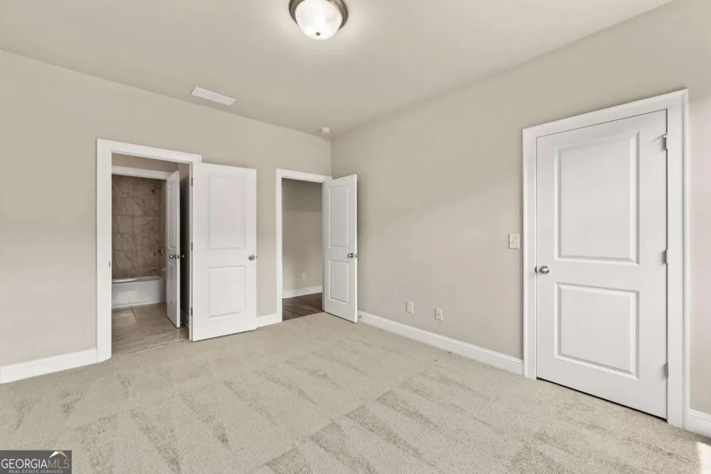 2028 Glenview Park CIR Duluth, GA 30097