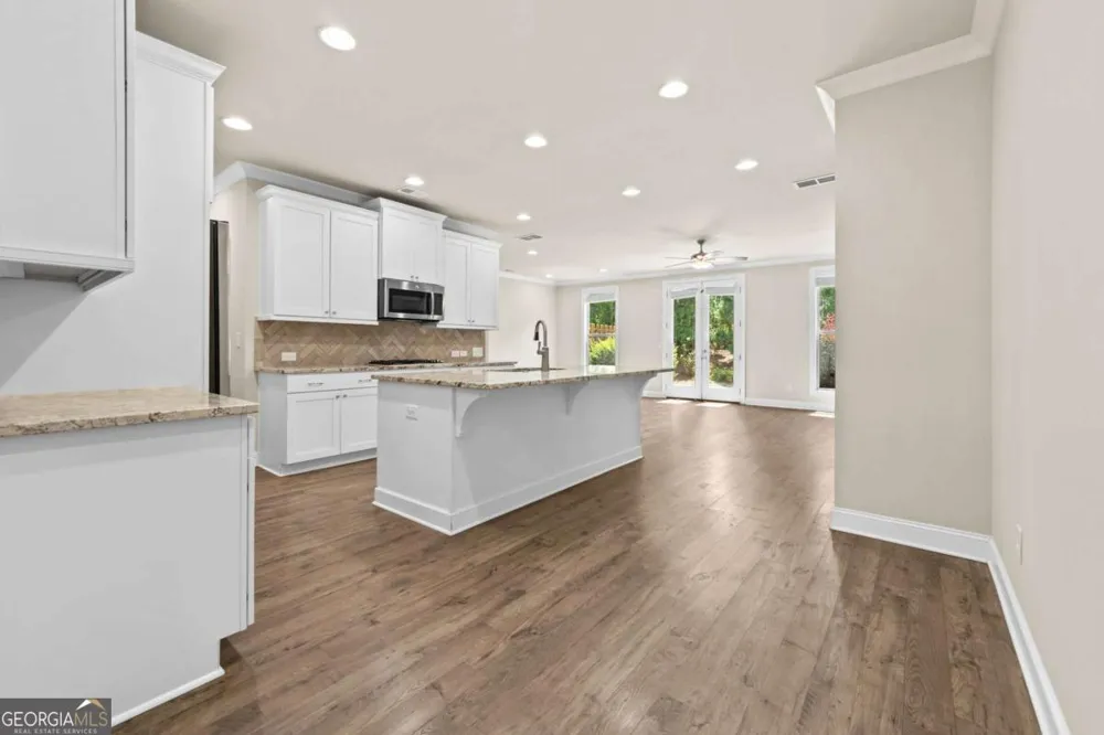 2028 Glenview Park CIR Duluth, GA 30097