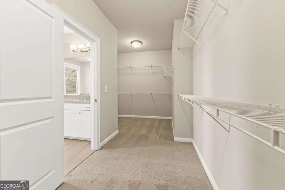 2028 Glenview Park CIR Duluth, GA 30097