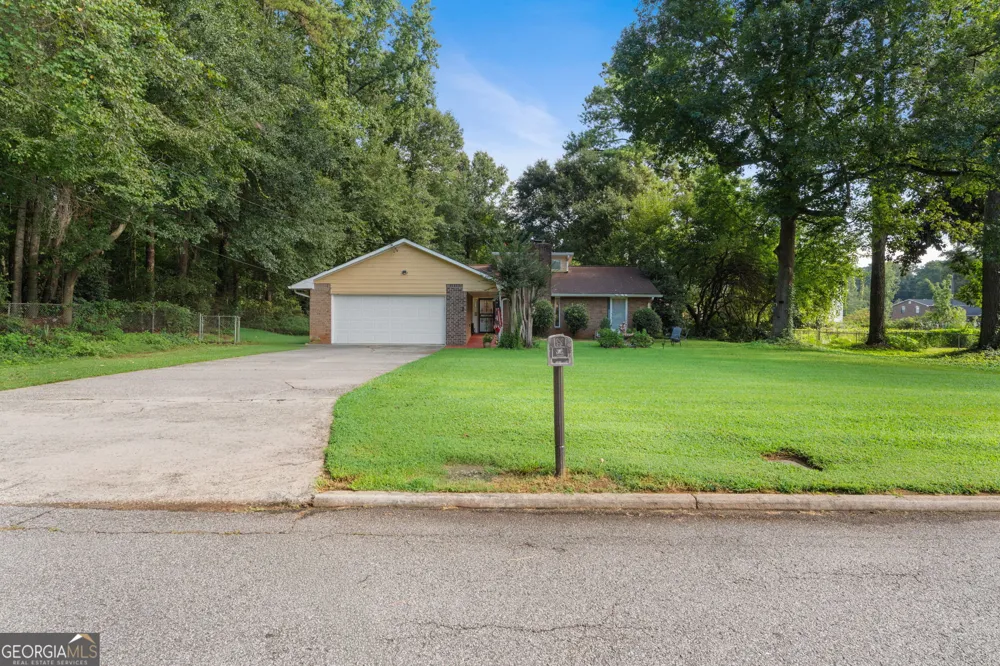 2174 Martin WAY Jonesboro, GA 30236
