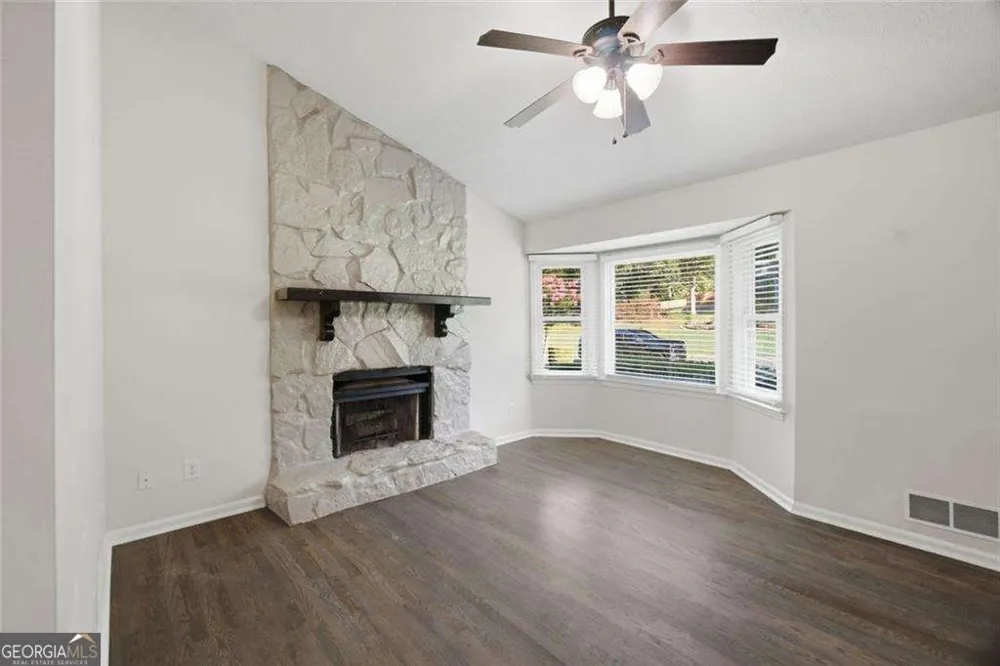 1380 Ashbrook DR NW Lawrenceville, GA 30043