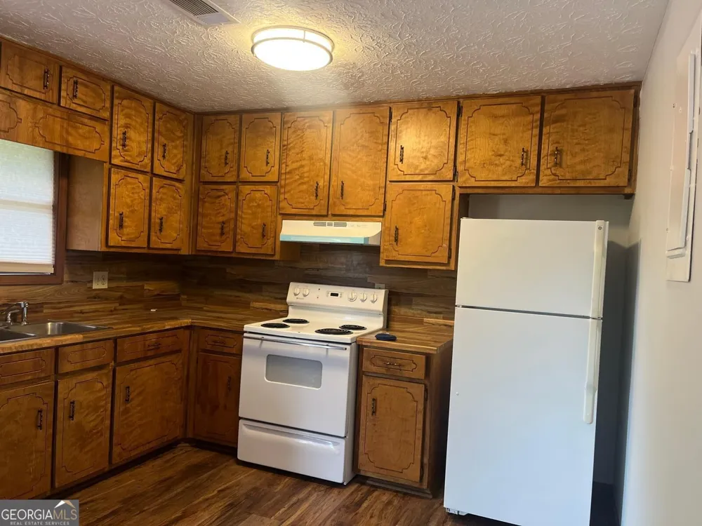 59 Sloan ST McDonough, GA 30253