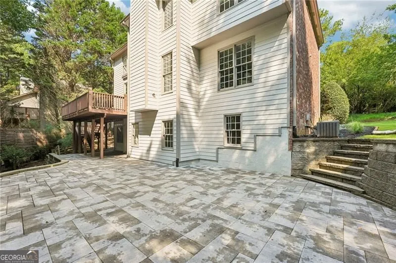 6860 Sterling DR Suwanee, GA 30024