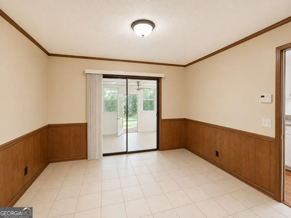 1940 Old Concord DR SE Covington, GA 30016