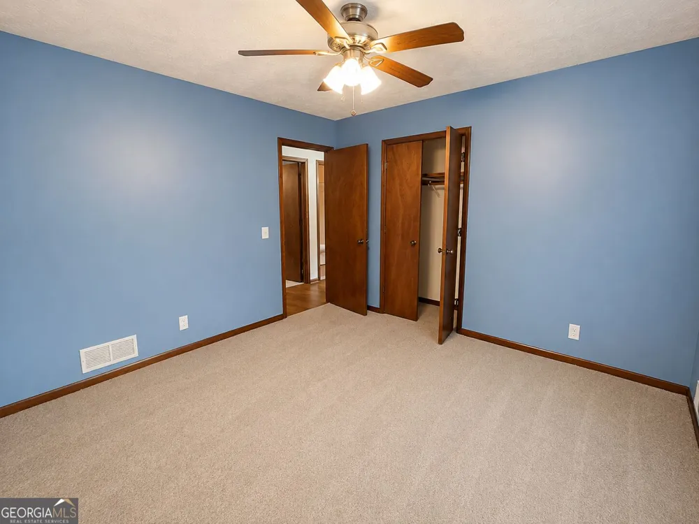 1940 Old Concord DR SE Covington, GA 30016