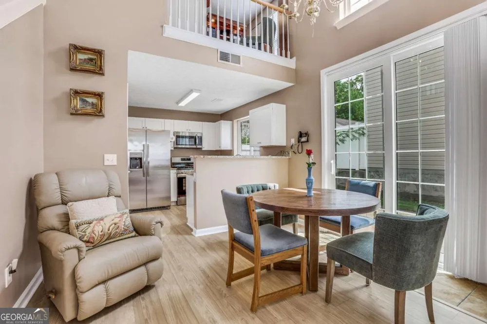 141 W Oaks PL Woodstock, GA 30188