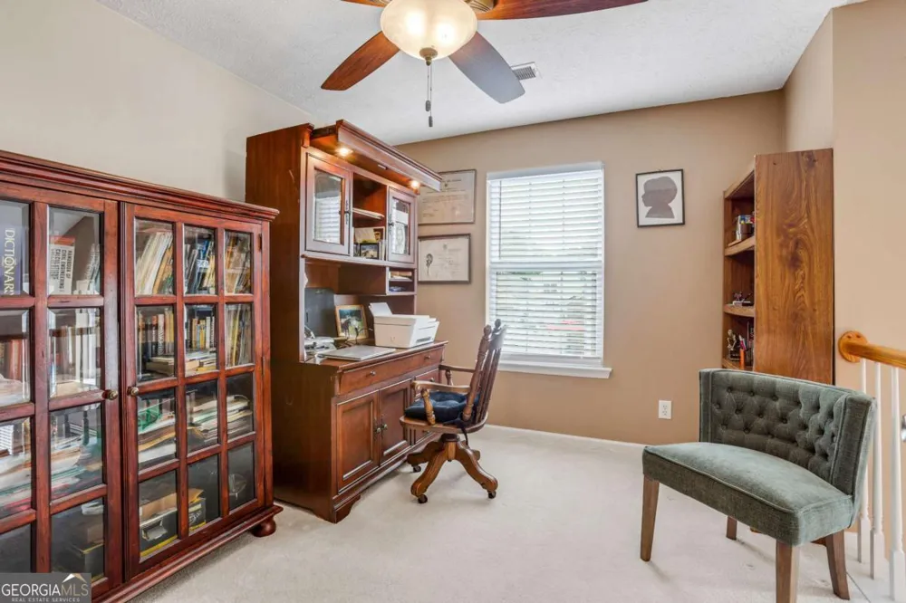 141 W Oaks PL Woodstock, GA 30188