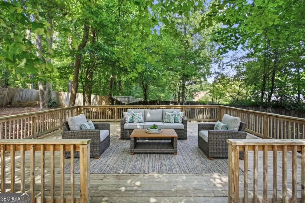 640 Suwanee Lakes CIR Suwanee, GA 30024