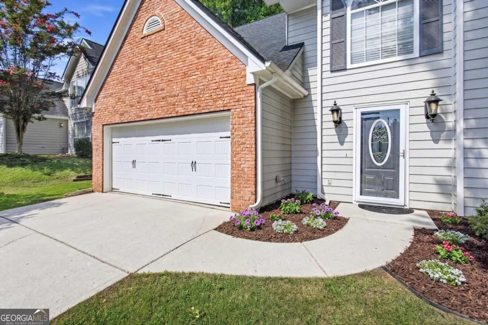 640 Suwanee Lakes CIR Suwanee, GA 30024