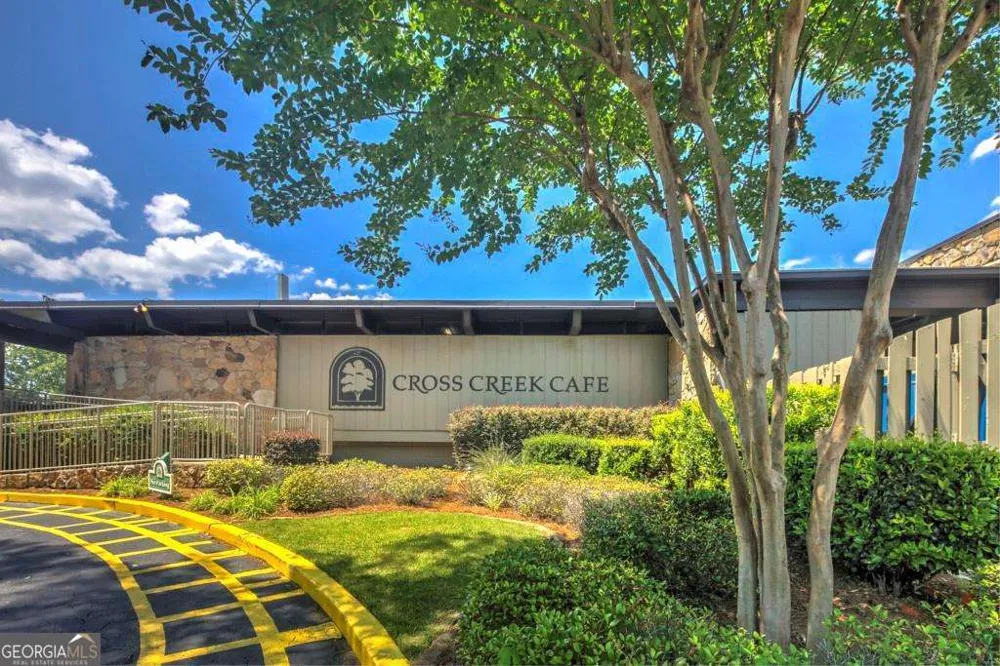 139 Woodmere SQ NW Atlanta, GA 30327