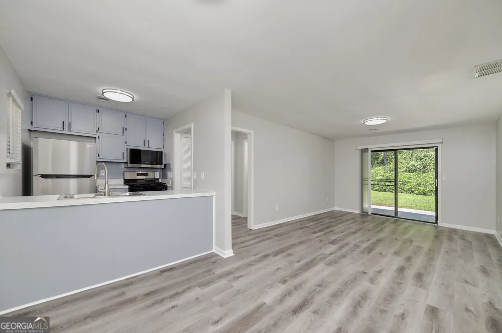 355 Santa Fe TRL Ellenwood, GA 30294