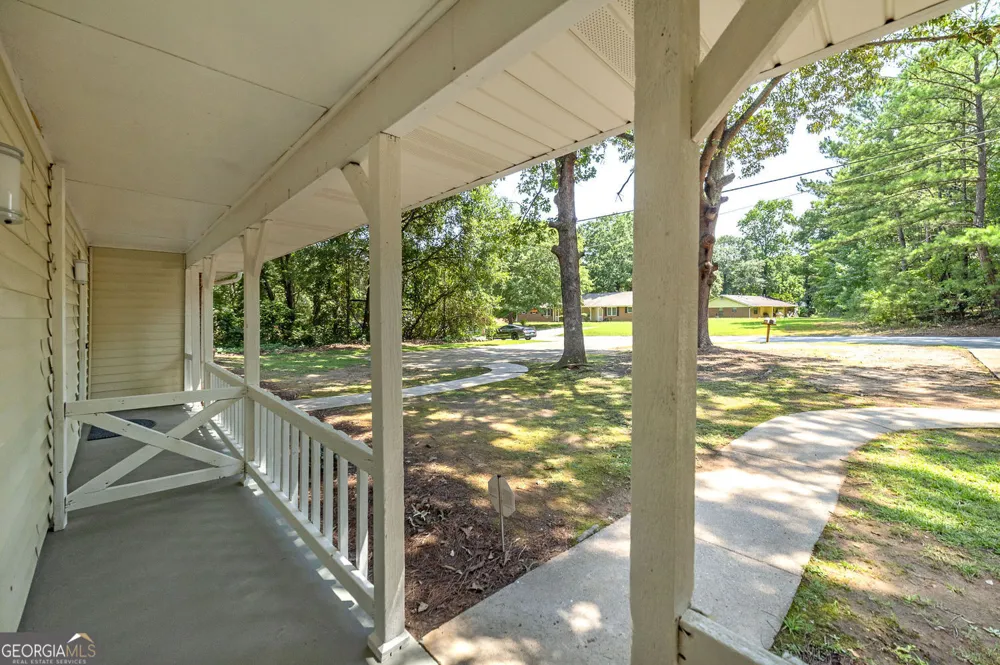 355 Santa Fe TRL Ellenwood, GA 30294
