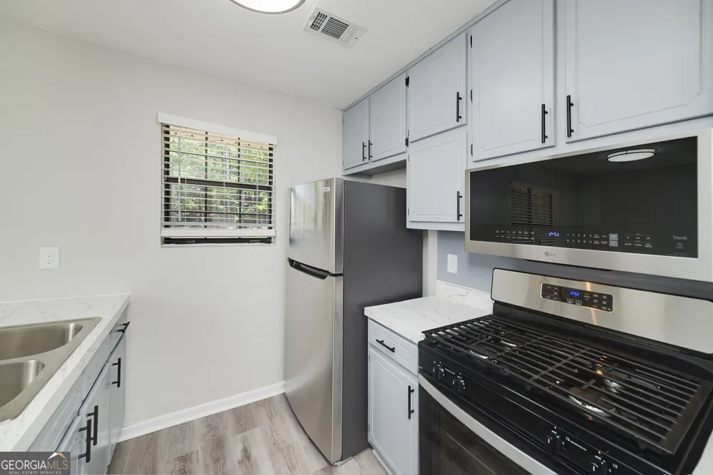 355 Santa Fe TRL Ellenwood, GA 30294
