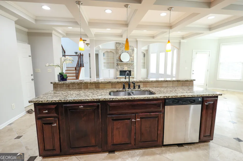 2389 Apalachee Crucis LN Dacula, GA 30019