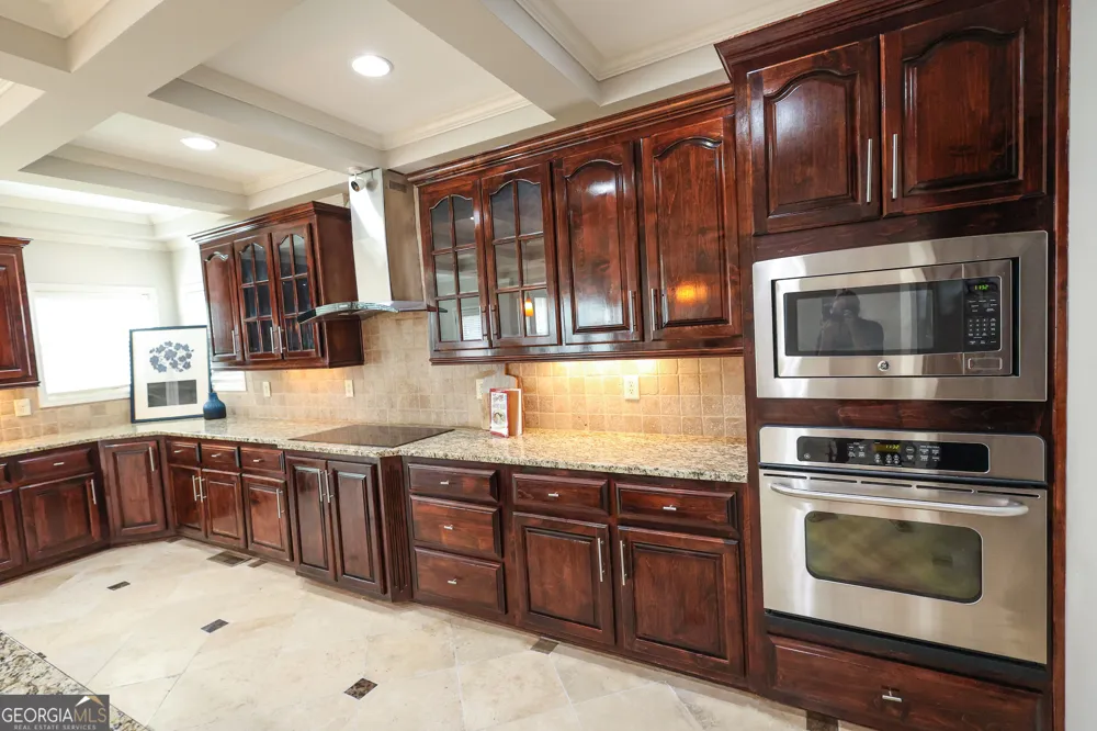 2389 Apalachee Crucis LN Dacula, GA 30019