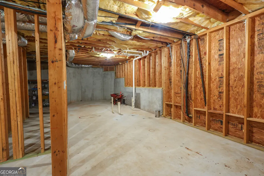 2389 Apalachee Crucis LN Dacula, GA 30019