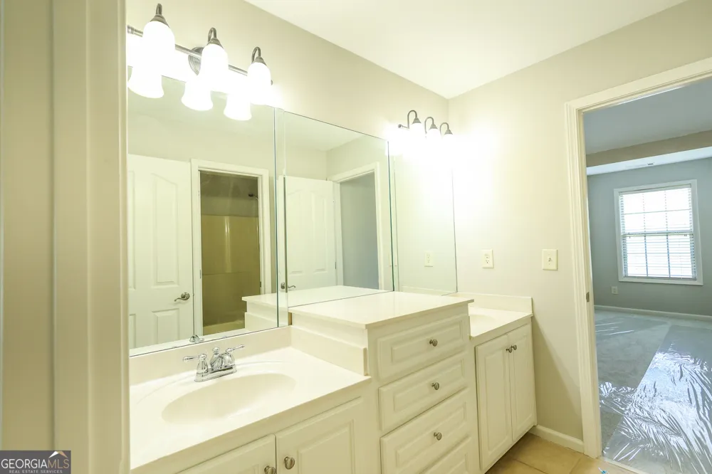 2389 Apalachee Crucis LN Dacula, GA 30019