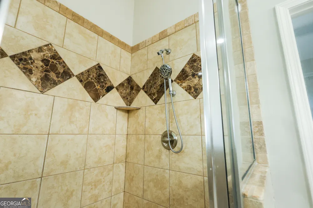 2389 Apalachee Crucis LN Dacula, GA 30019