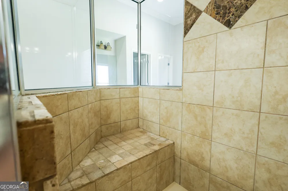 2389 Apalachee Crucis LN Dacula, GA 30019