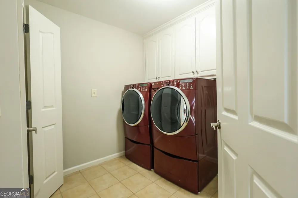 2389 Apalachee Crucis LN Dacula, GA 30019