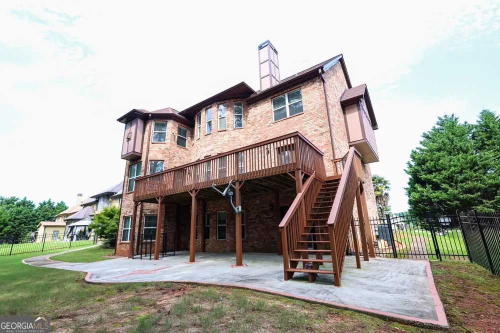2389 Apalachee Crucis LN Dacula, GA 30019