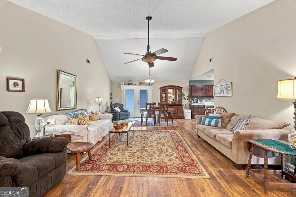 4334 Smith RD SE Townsend, GA 31331
