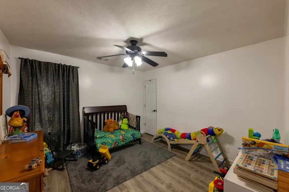 647 Pine Valley RD Meansville, GA 30256