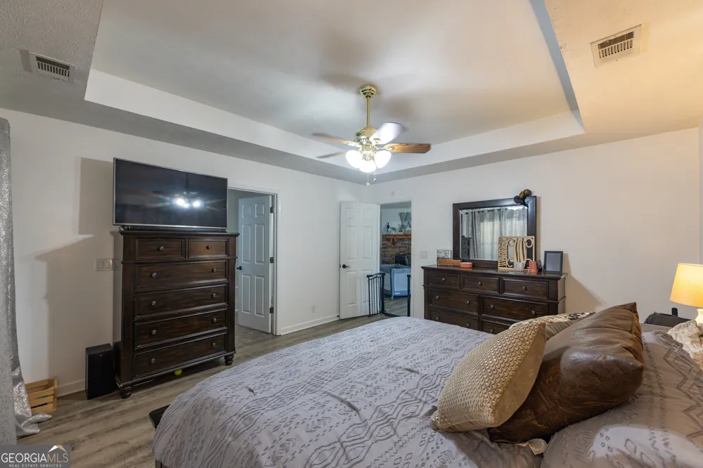 647 Pine Valley RD Meansville, GA 30256