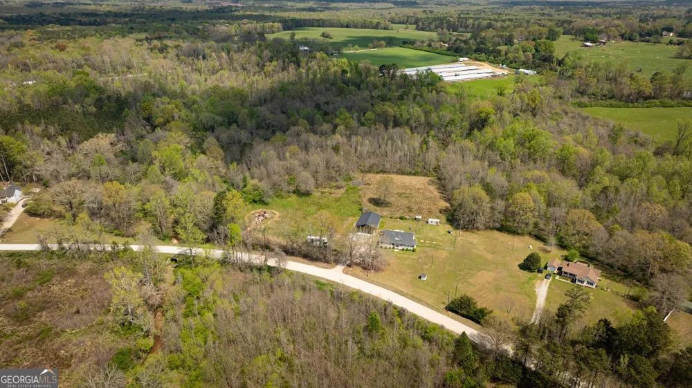 647 Pine Valley RD Meansville, GA 30256