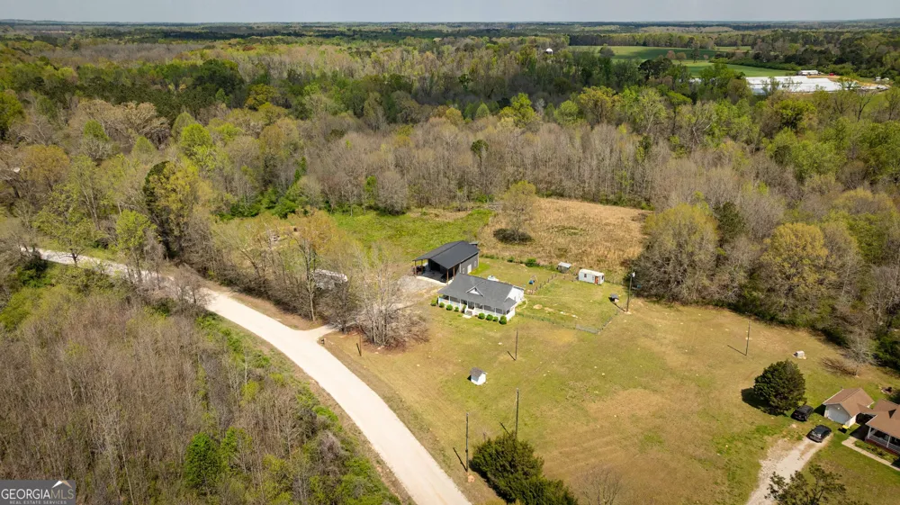647 Pine Valley RD Meansville, GA 30256