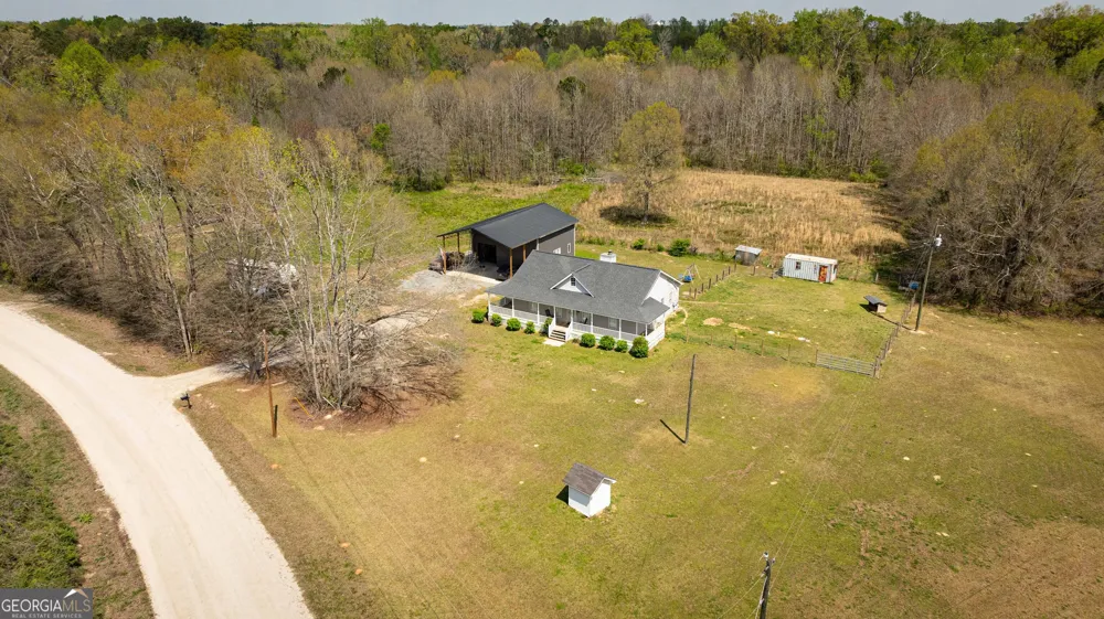 647 Pine Valley RD Meansville, GA 30256