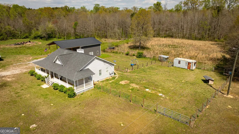 647 Pine Valley RD Meansville, GA 30256
