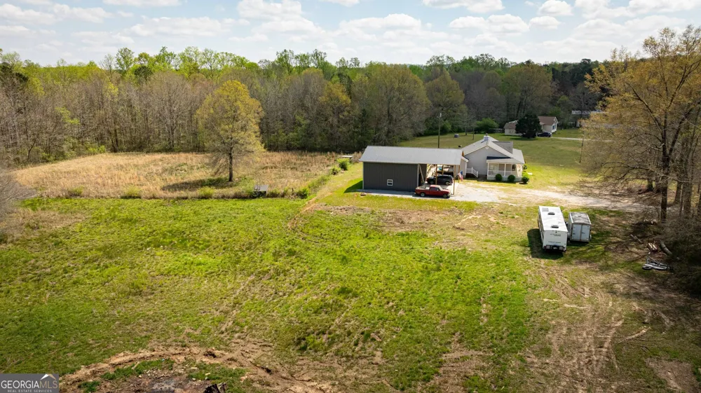 647 Pine Valley RD Meansville, GA 30256