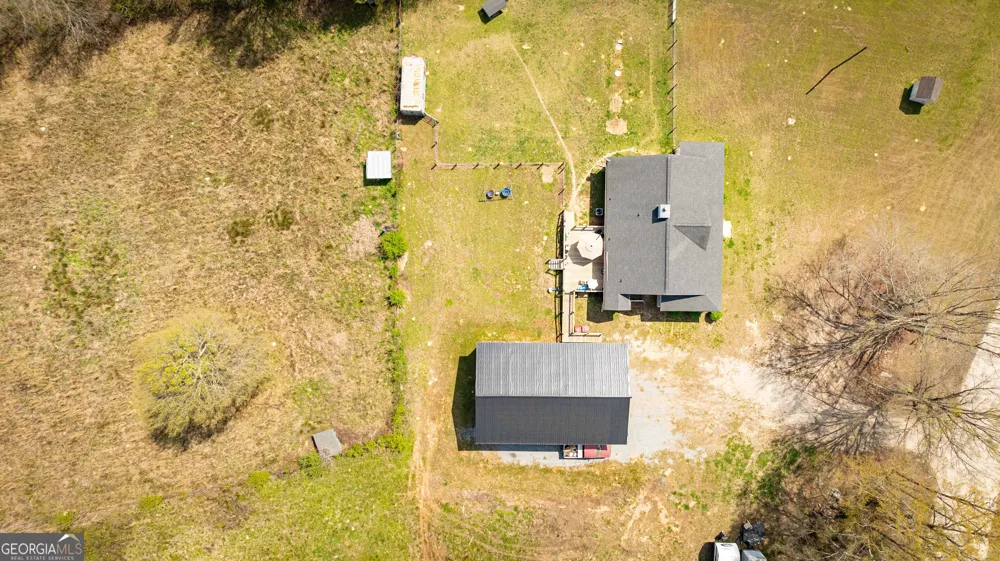 647 Pine Valley RD Meansville, GA 30256