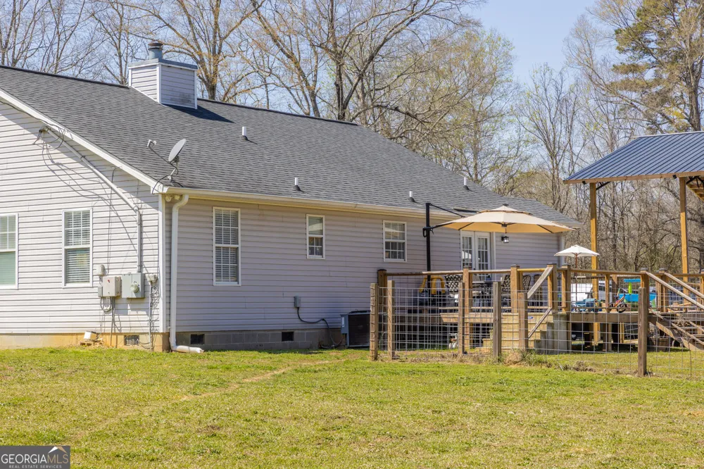 647 Pine Valley RD Meansville, GA 30256