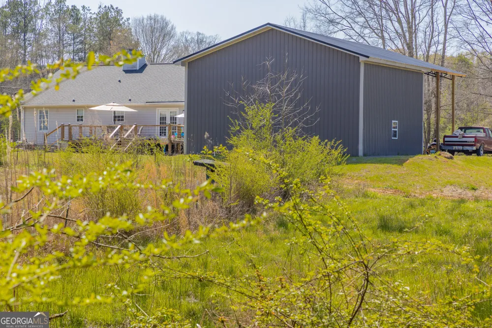 647 Pine Valley RD Meansville, GA 30256