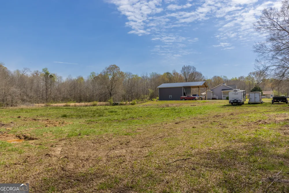 647 Pine Valley RD Meansville, GA 30256