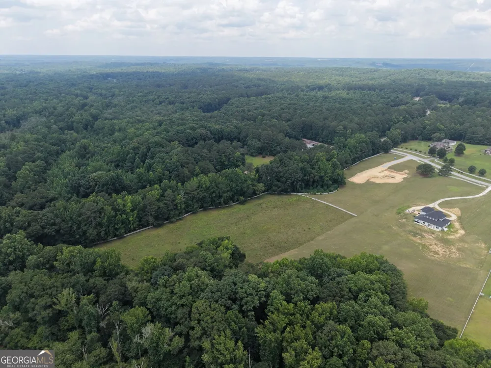 390 Edwards RD Oxford, GA 30054