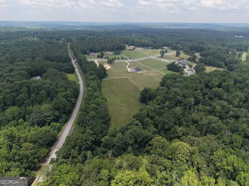390 Edwards RD Oxford, GA 30054