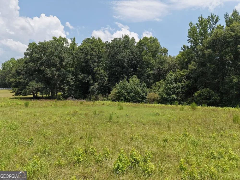 390 Edwards RD Oxford, GA 30054